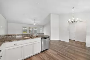 2045 Broad St, Crestview, FL 32536 - Photo 11