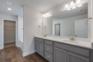 5839 Crestlake Dr, Crestview, FL 32536 - Photo 9