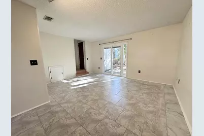 223 Oxford Court, Mary Esther, FL 32569 - Photo 7