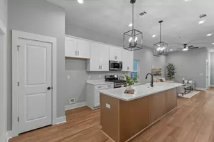 706 N F St, Pensacola, FL 32501 - Photo 5