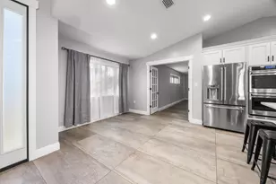 633 NE Merioneth Dr, Fort Walton Beach, FL 32547 - Photo 13