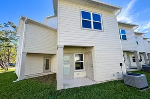 2885 Leah's Ln, Navarre, FL 32566 - Photo 25