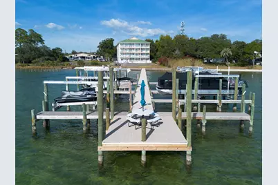 1409 W Highway 98 Highway #202, Mary Esther, FL 32569 - Photo 33