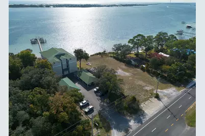 1409 W Highway 98 Highway #202, Mary Esther, FL 32569 - Photo 47