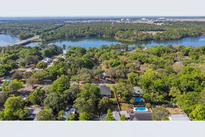 324 Hillcrest Avenue, Valparaiso, FL 32580 - Photo 5