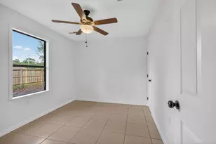 105 E Renoir Rd, Defuniak Springs, FL 32433 - Photo 17