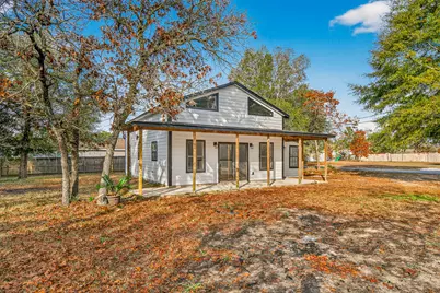 105 E Renoir Road, Defuniak Springs, FL 32433 - Photo 1