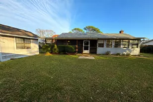 301 Dawn Ln, Mary Esther, FL 32569 - Photo 3
