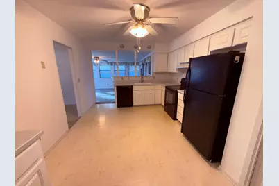 301 Dawn Lane, Mary Esther, FL 32569 - Photo 11