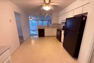 301 Dawn Ln, Mary Esther, FL 32569 - Photo 11