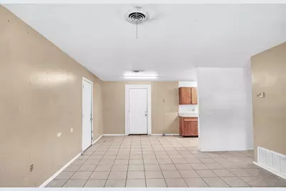 6423 Julia Drive, Milton, FL 32570 - Photo 3