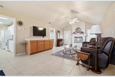 1491 W Highway 98, Mary Esther, FL 32569 - Photo 9