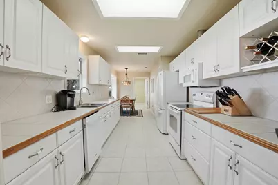 1491 W Highway 98, Mary Esther, FL 32569 - Photo 5