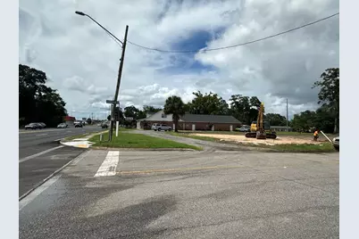 333 A S Ferdon Boulevard, Crestview, FL 32539 - Photo 5