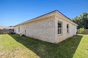 57 5th St, Shalimar, FL 32579 - Photo 27
