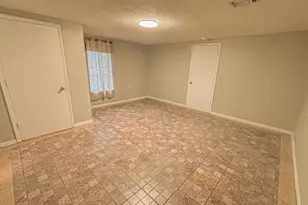 411 E Sloss Ave, Defuniak Springs, FL 32433 - Photo 7