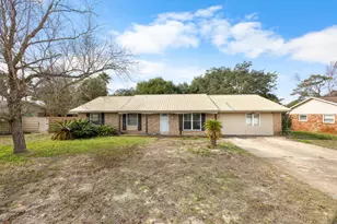 307 Spring Ln, Destin, FL 32541 - Photo 1