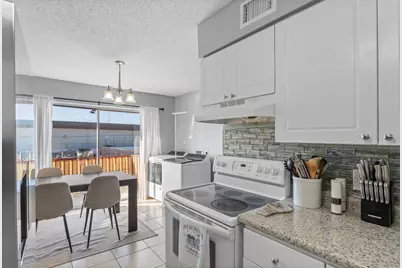 210 Pelham Road #UNIT 220A, Fort Walton Beach, FL 32547 - Photo 5