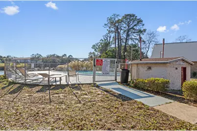 210 Pelham Road #UNIT 220A, Fort Walton Beach, FL 32547 - Photo 3