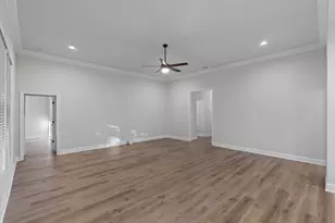 4605 Queen Palm Ct, Pace, FL 32571 - Photo 9