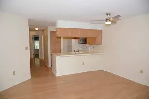 212 Southlake Ct, Niceville, FL 32578 - Photo 3