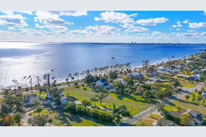 1108 W Beach Drive, Panama City, FL 32401 - Photo 9