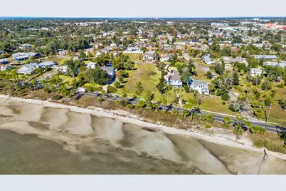 1108 W Beach Drive, Panama City, FL 32401 - Photo 15