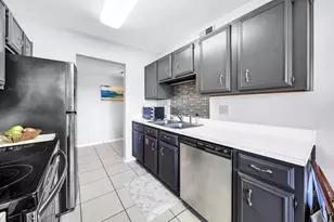 542 N Driftwood Bay, Miramar Beach, FL 32550 - Photo 5