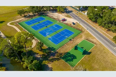 342 SE Hollywood Boulevard, Fort Walton Beach, FL 32548 - Photo 75