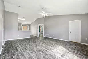 209 Cabana Way, Crestview, FL 32536 - Photo 7