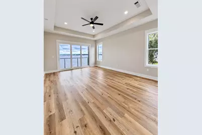 508 Village Oaks Lane, Niceville, FL 32578 - Photo 11