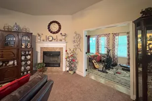 223 Paradise Palm Cir, Crestview, FL 32536 - Photo 7