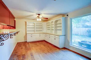 60 NW Linwood Rd, Fort Walton Beach, FL 32547 - Photo 9