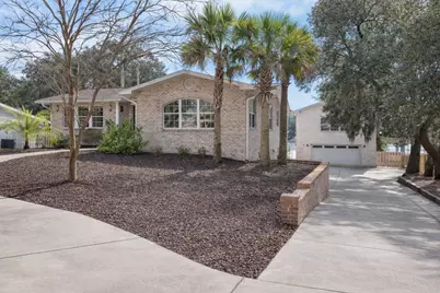 640 W Sunset Boulevard, Fort Walton Beach, FL 32547 - Photo 3