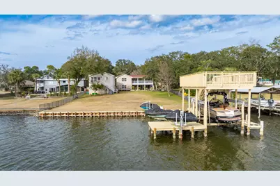 640 W Sunset Boulevard, Fort Walton Beach, FL 32547 - Photo 1