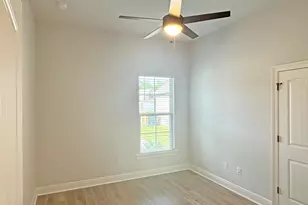 275 E Tweet St, Freeport, FL 32439 - Photo 15