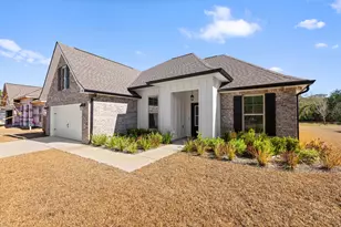 132 E Tweet St, Freeport, FL 32439 - Photo 5