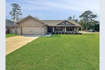 5908 Silvercrest Boulevard, Crestview, FL 32536 - Photo 3