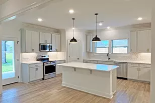 345 E Tweet St, Freeport, FL 32439 - Photo 3