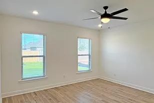 345 E Tweet St, Freeport, FL 32439 - Photo 9