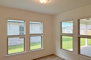 345 E Tweet St, Freeport, FL 32439 - Photo 7