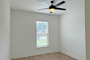 345 E Tweet St, Freeport, FL 32439 - Photo 13