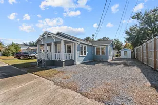 206 E 2nd Ct, Panama City, FL 32401 - Photo 1