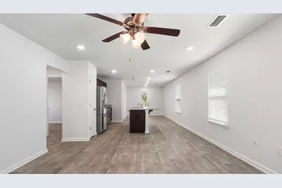531 Earl Godwin Road, Freeport, FL 32439 - Photo 5
