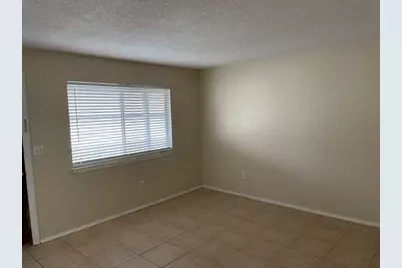201 E College Boulevard #UNIT 34, Niceville, FL 32578 - Photo 3