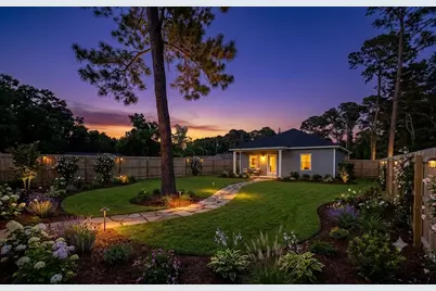 1001 Bremen Avenue, Pensacola, FL 32507 - Photo 3