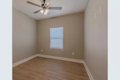 1001 Bremen Avenue, Pensacola, FL 32507 - Photo 41
