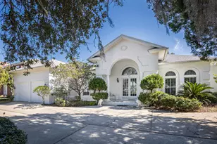 815 Choctaw Ln, Shalimar, FL 32579 - Photo 1