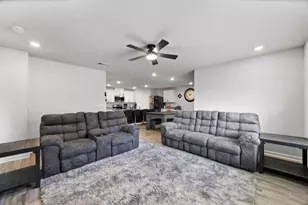 3411 Phoenix Ct, Crestview, FL 32539 - Photo 9