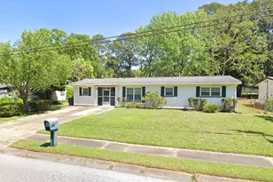 123 SW Robinwood Dr, Fort Walton Beach, FL 32548 - Photo 1